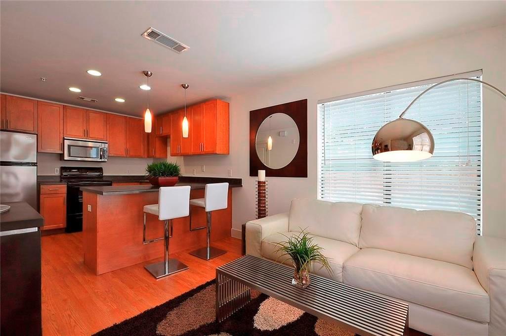711 W 32nd St # 101, Austin, TX 78705