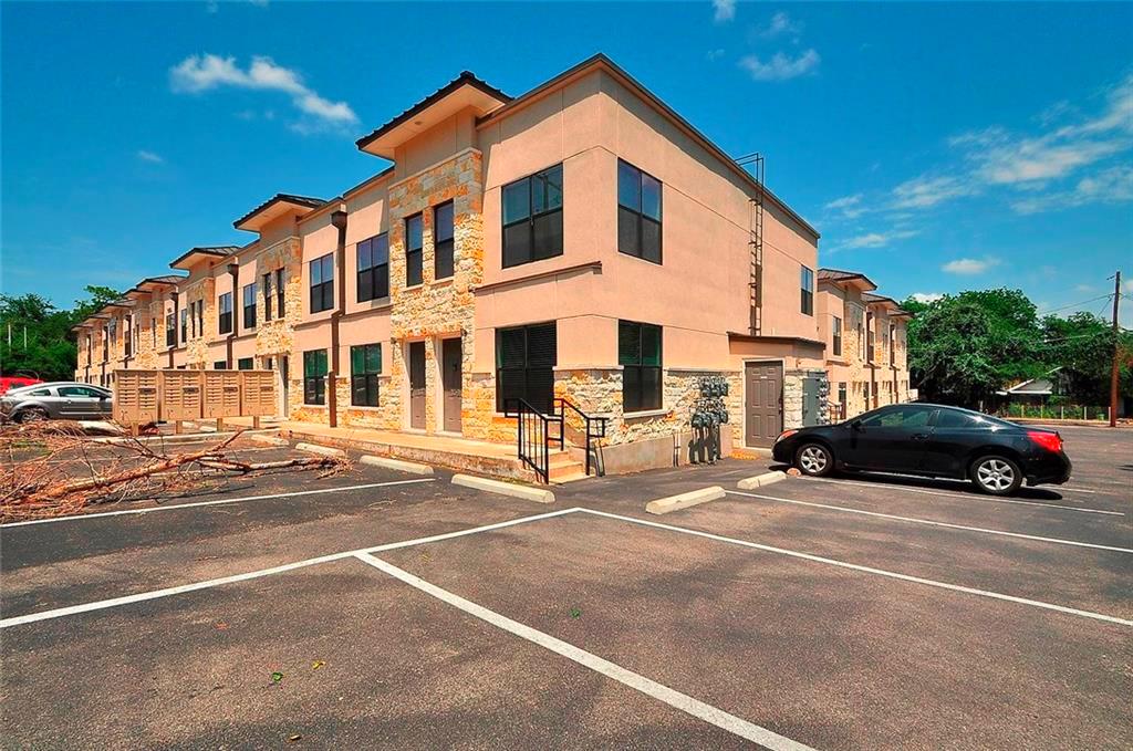 711 W 32nd St # 101, Austin, TX 78705