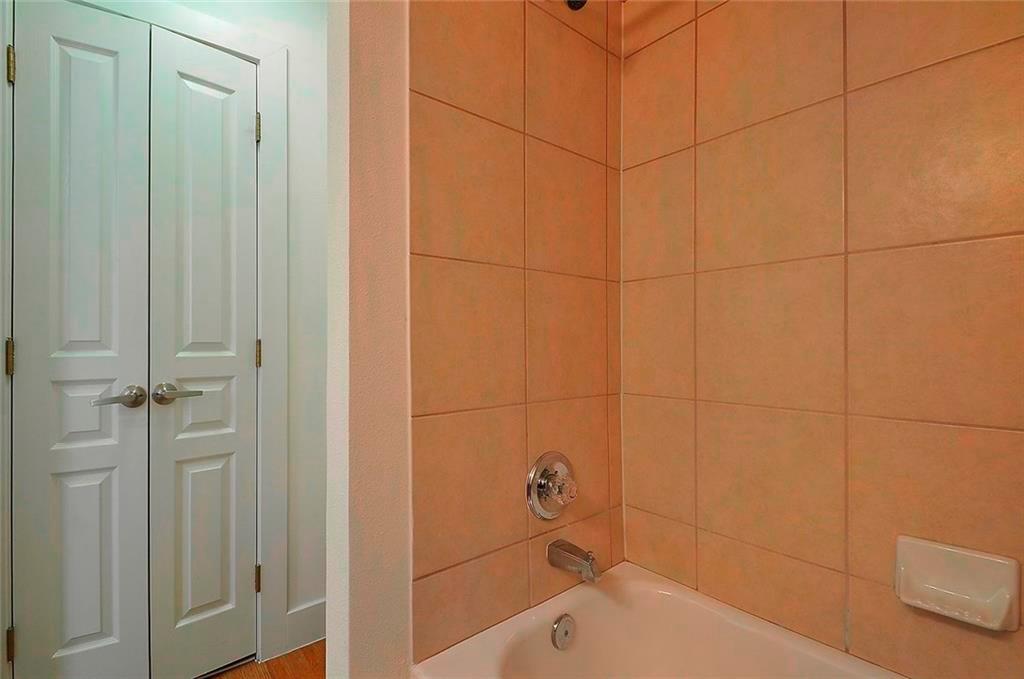 711 W 32nd St # 101, Austin, TX 78705