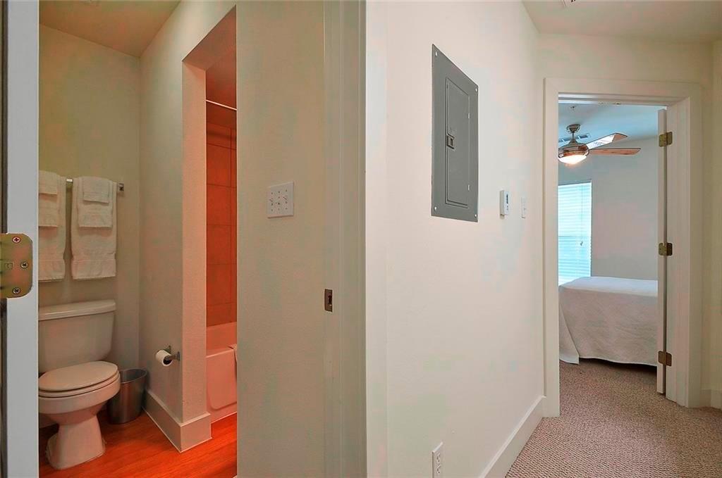 711 W 32nd St # 101, Austin, TX 78705