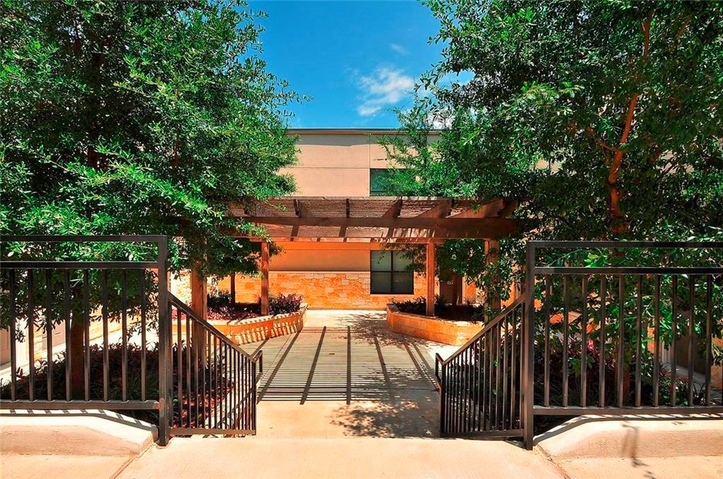 711 W 32nd St # 101, Austin, TX 78705