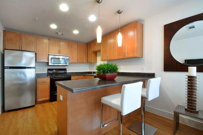 711 W 32nd St # 104, Austin, TX 78705