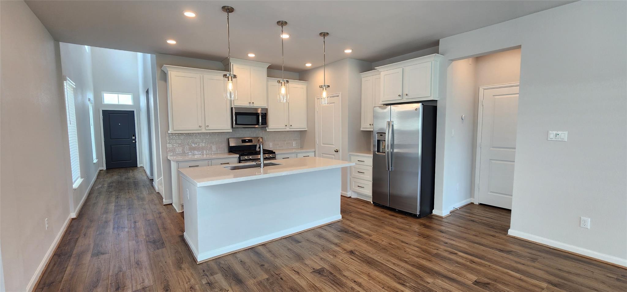 409 Mira Mesa Dr, Liberty Hill, TX 78642