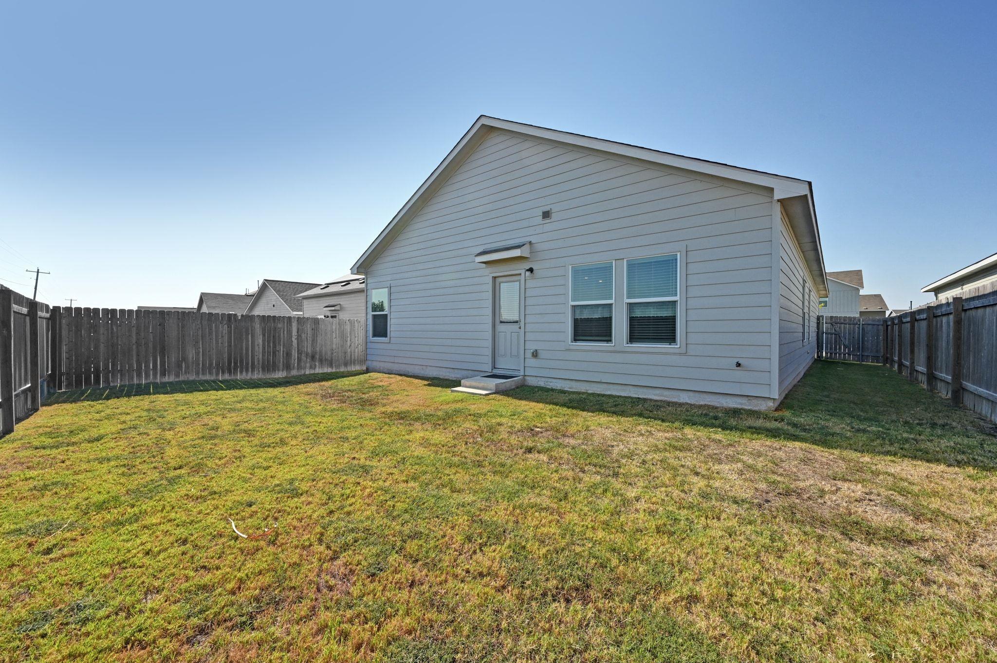 13704 Tordillo Dr, Elgin, TX 78621