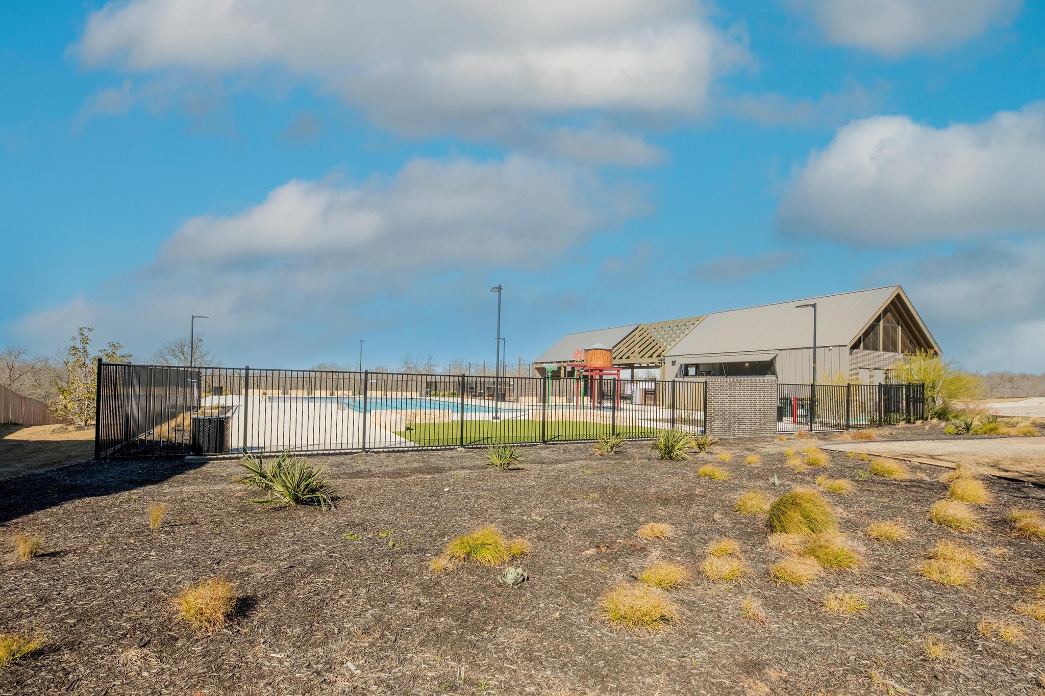 13704 Tordillo Dr, Elgin, TX 78621