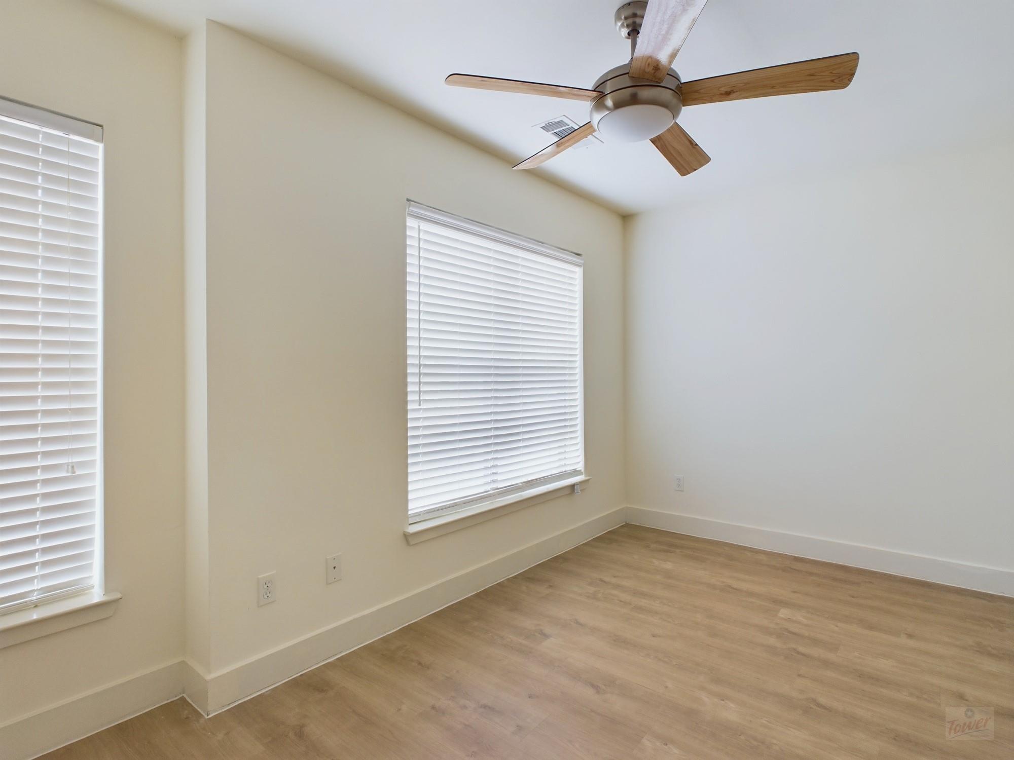 711 W 32nd St # 107, Austin, TX 78705