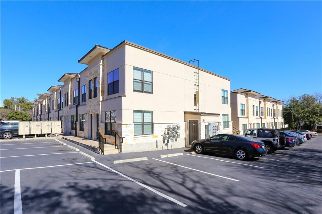 711 W 32nd St # 107, Austin, TX 78705