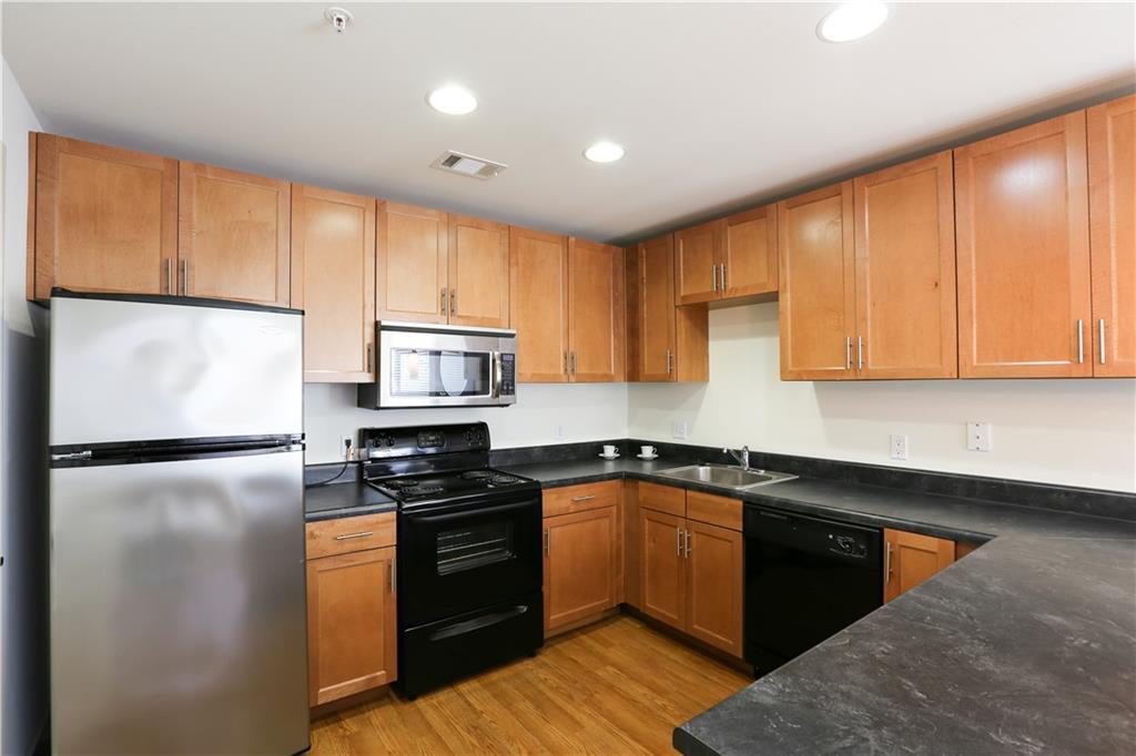 711 W 32nd St # 107, Austin, TX 78705