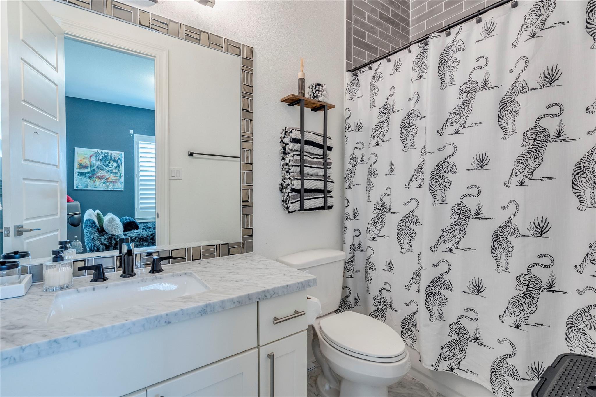 109 Bisset Ct, Austin, TX 78738