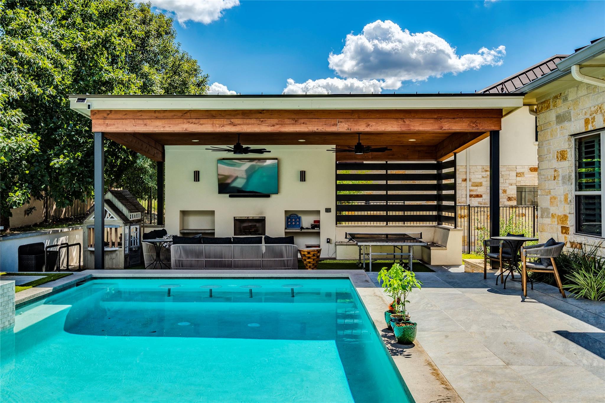 109 Bisset Ct, Austin, TX 78738