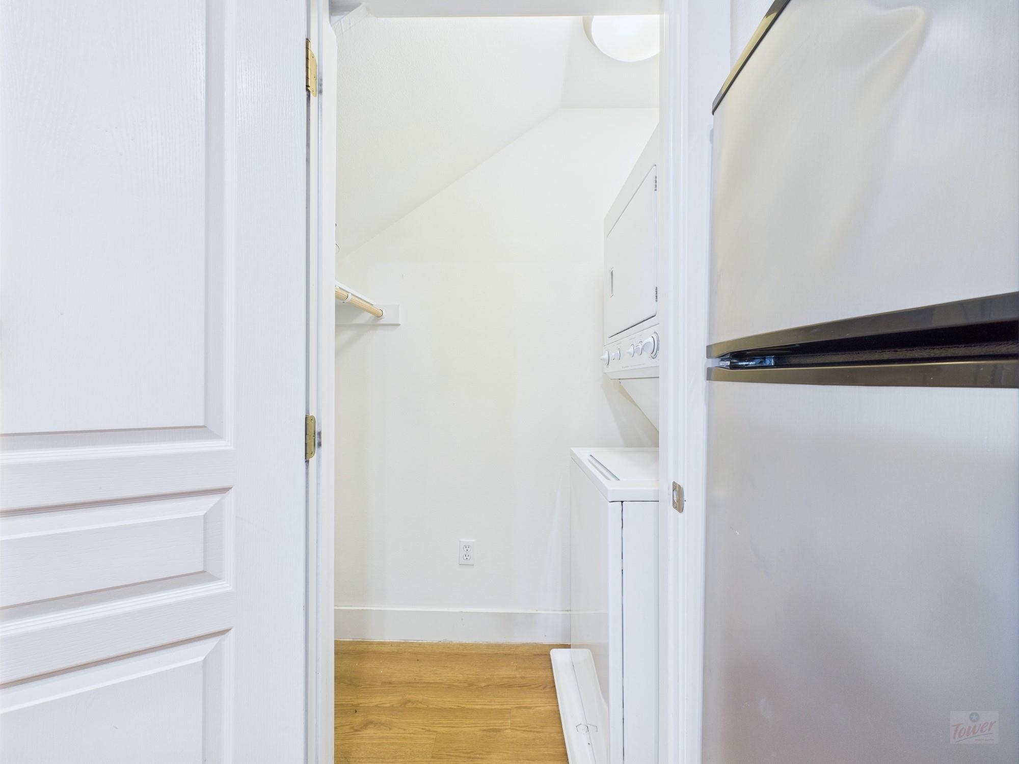 711 W 32nd St # 108, Austin, TX 78705