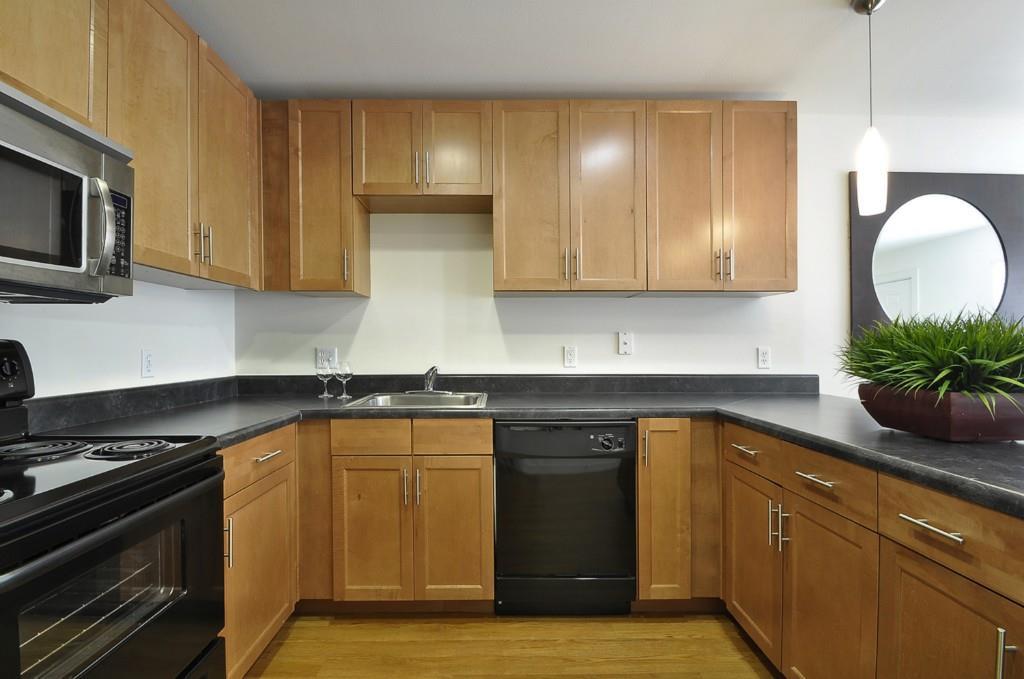 711 W 32nd St # 108, Austin, TX 78705