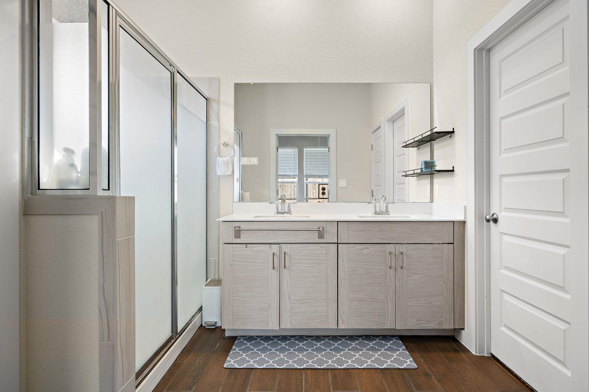 120 Upland Dr, Georgetown, TX 78628