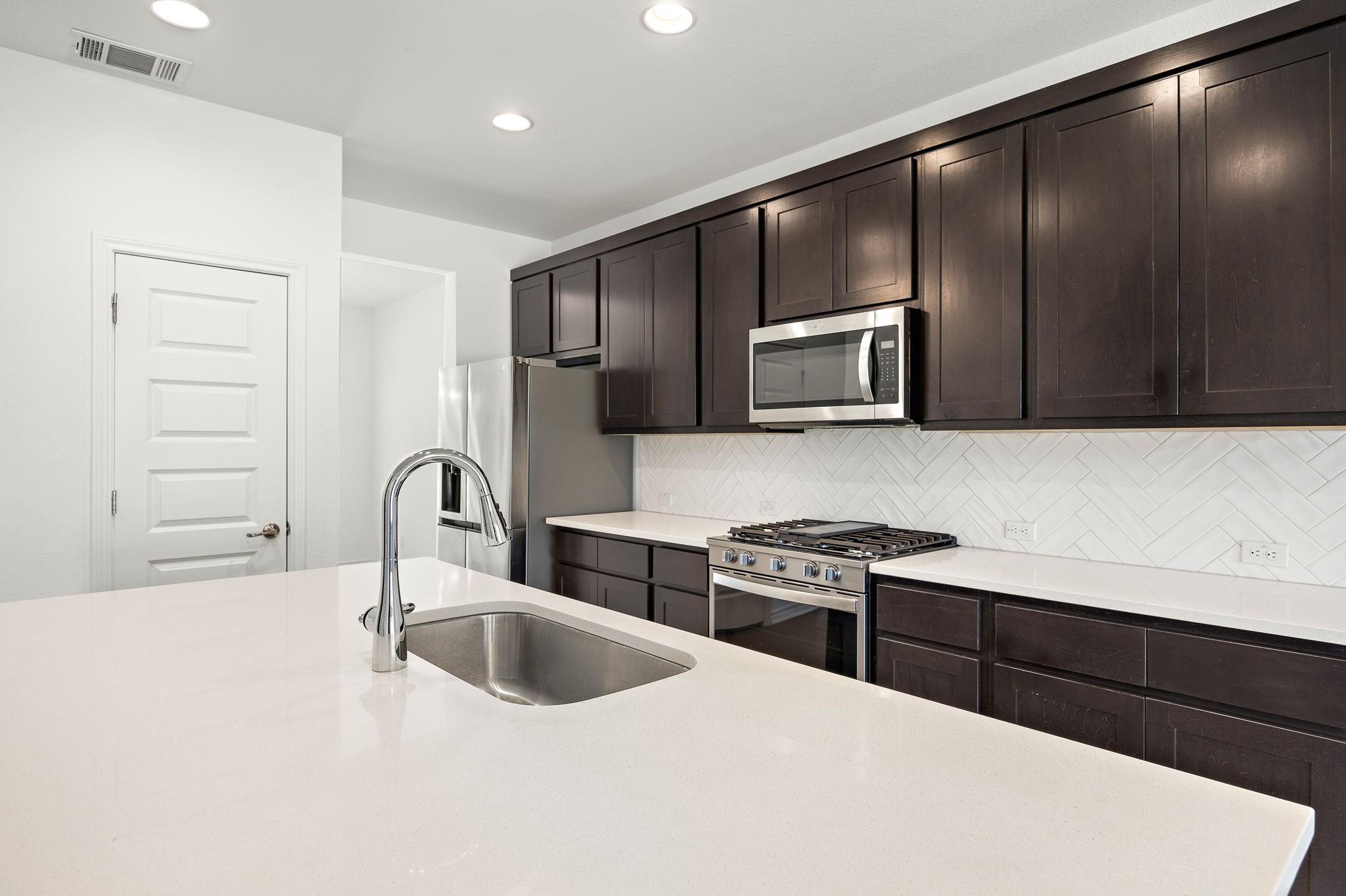 1817 Turtle Bay Loop, Leander, TX 78641