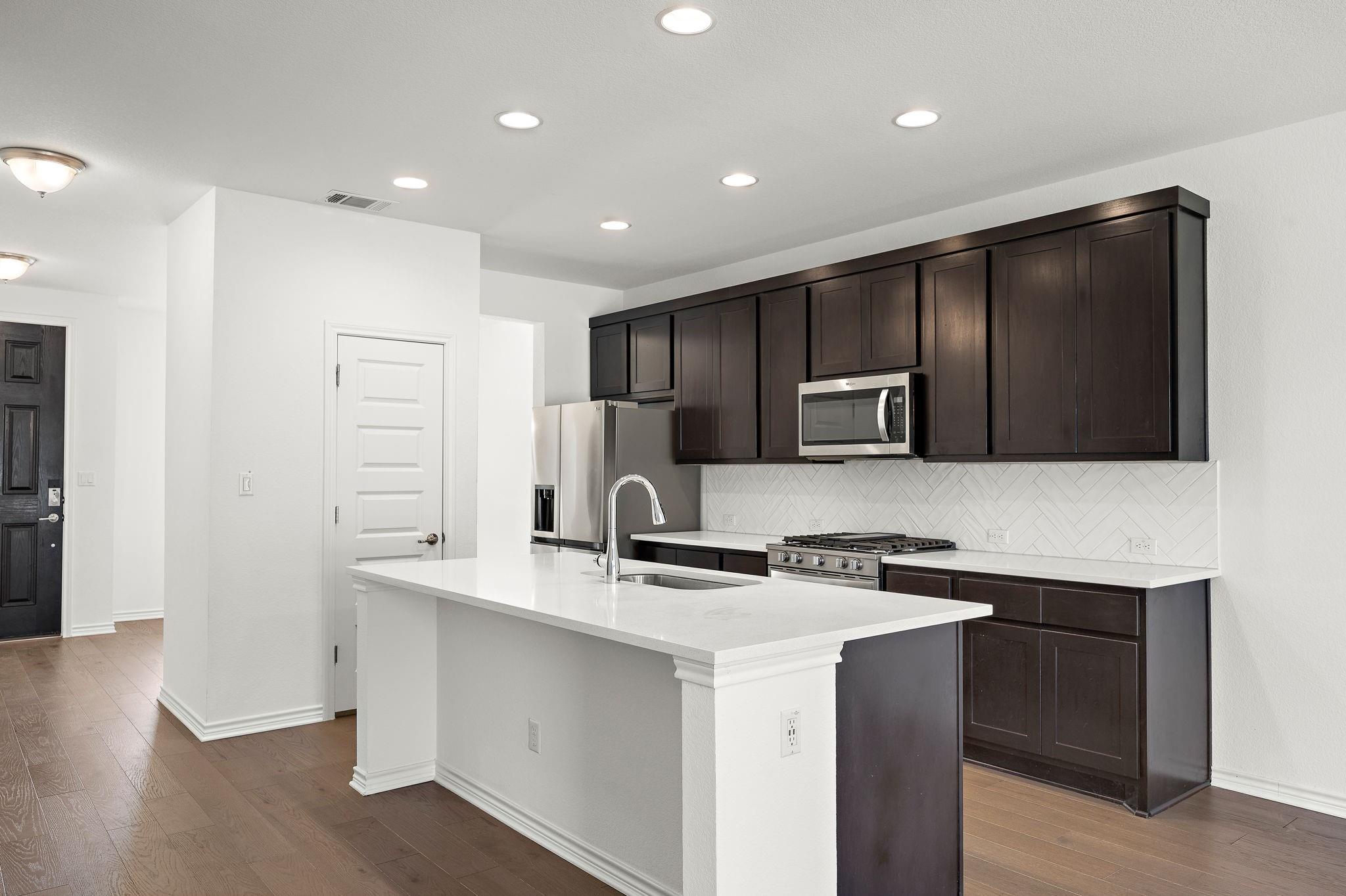 1817 Turtle Bay Loop, Leander, TX 78641