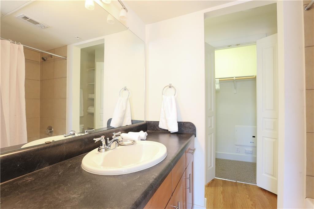 711 W 32nd St # 109, Austin, TX 78705