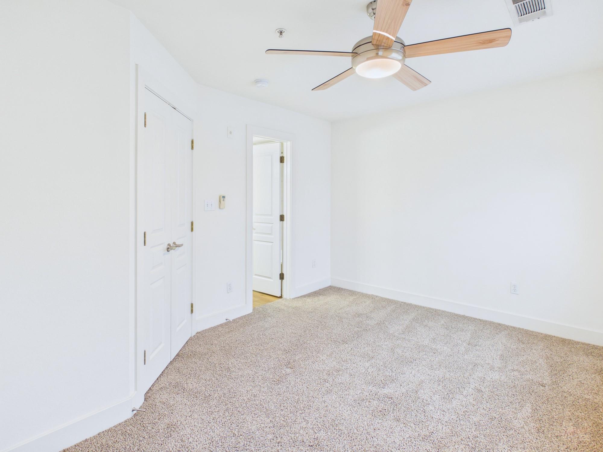 711 W 32nd St # 109, Austin, TX 78705