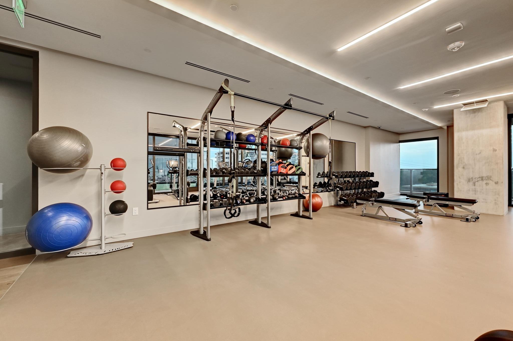 48 East Ave # 2108, Austin, TX 78701