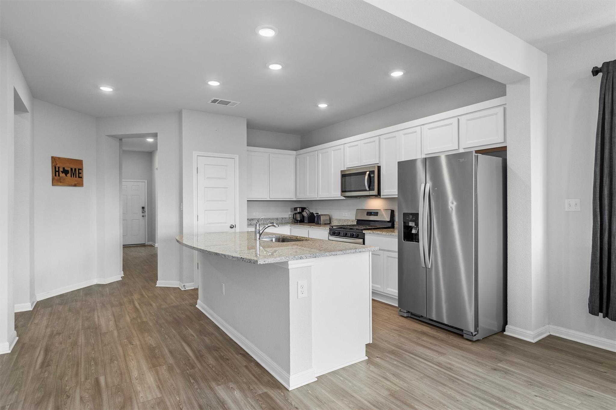 310 Tolo Dr, Elgin, TX 78621