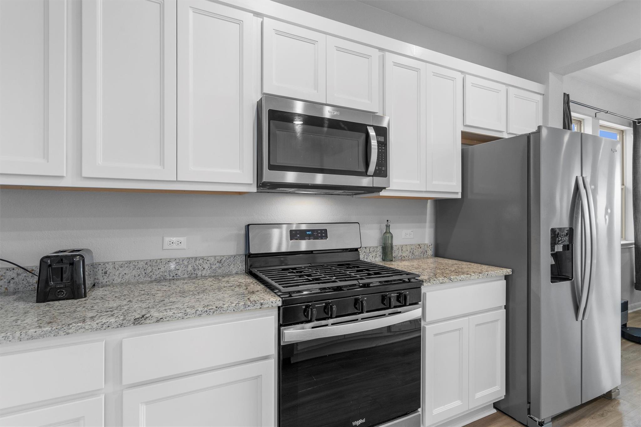 310 Tolo Dr, Elgin, TX 78621