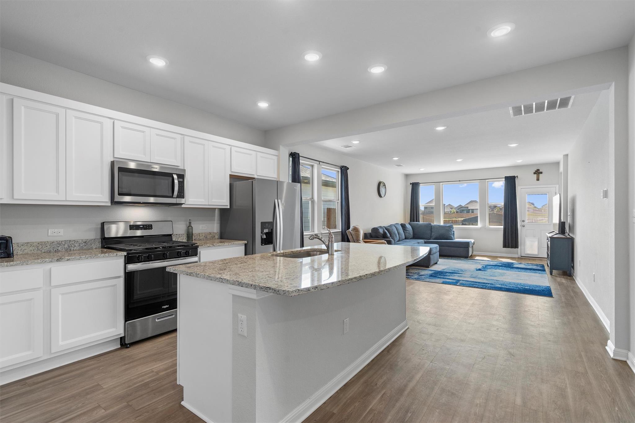 310 Tolo Dr, Elgin, TX 78621