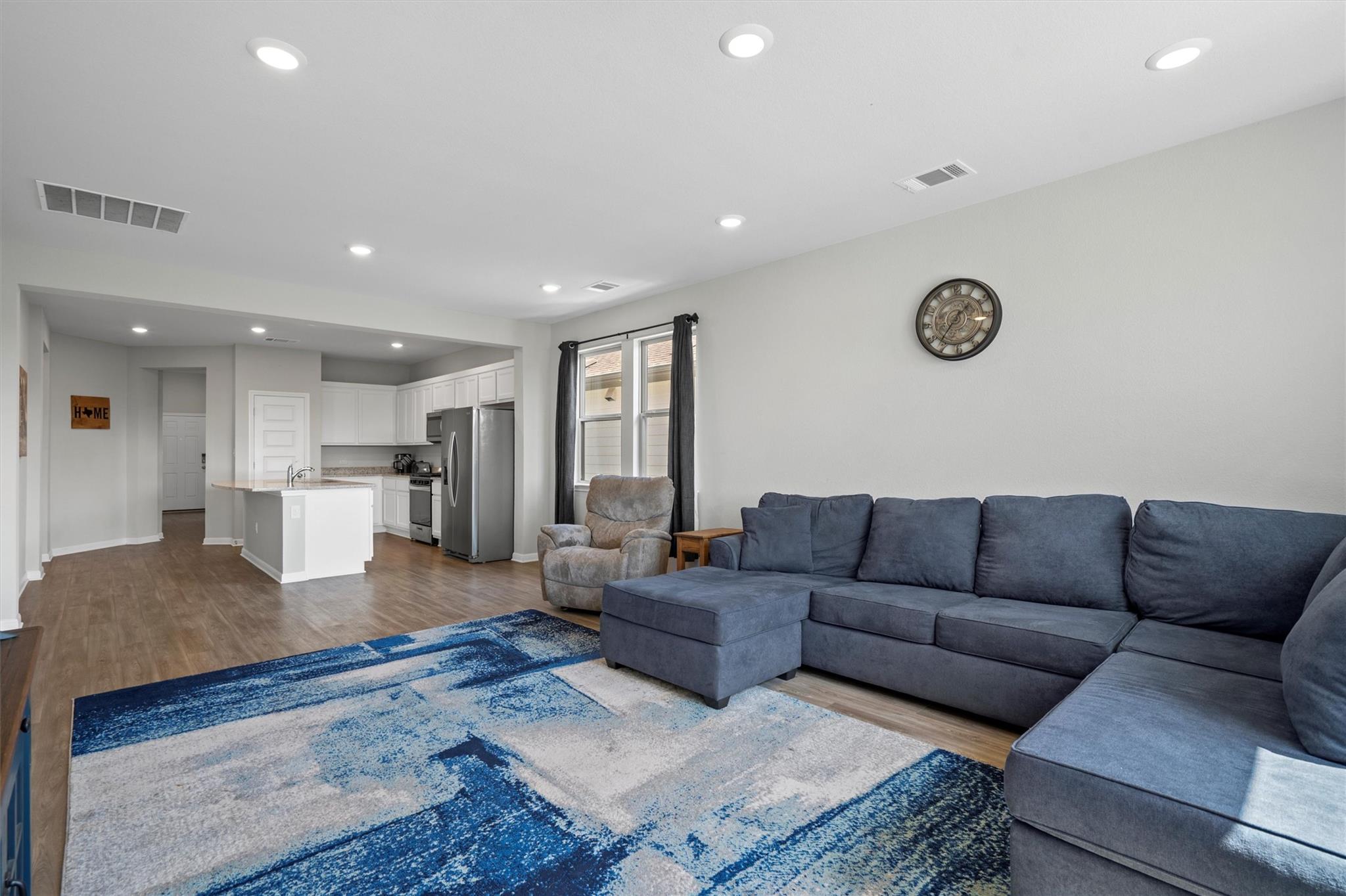 310 Tolo Dr, Elgin, TX 78621