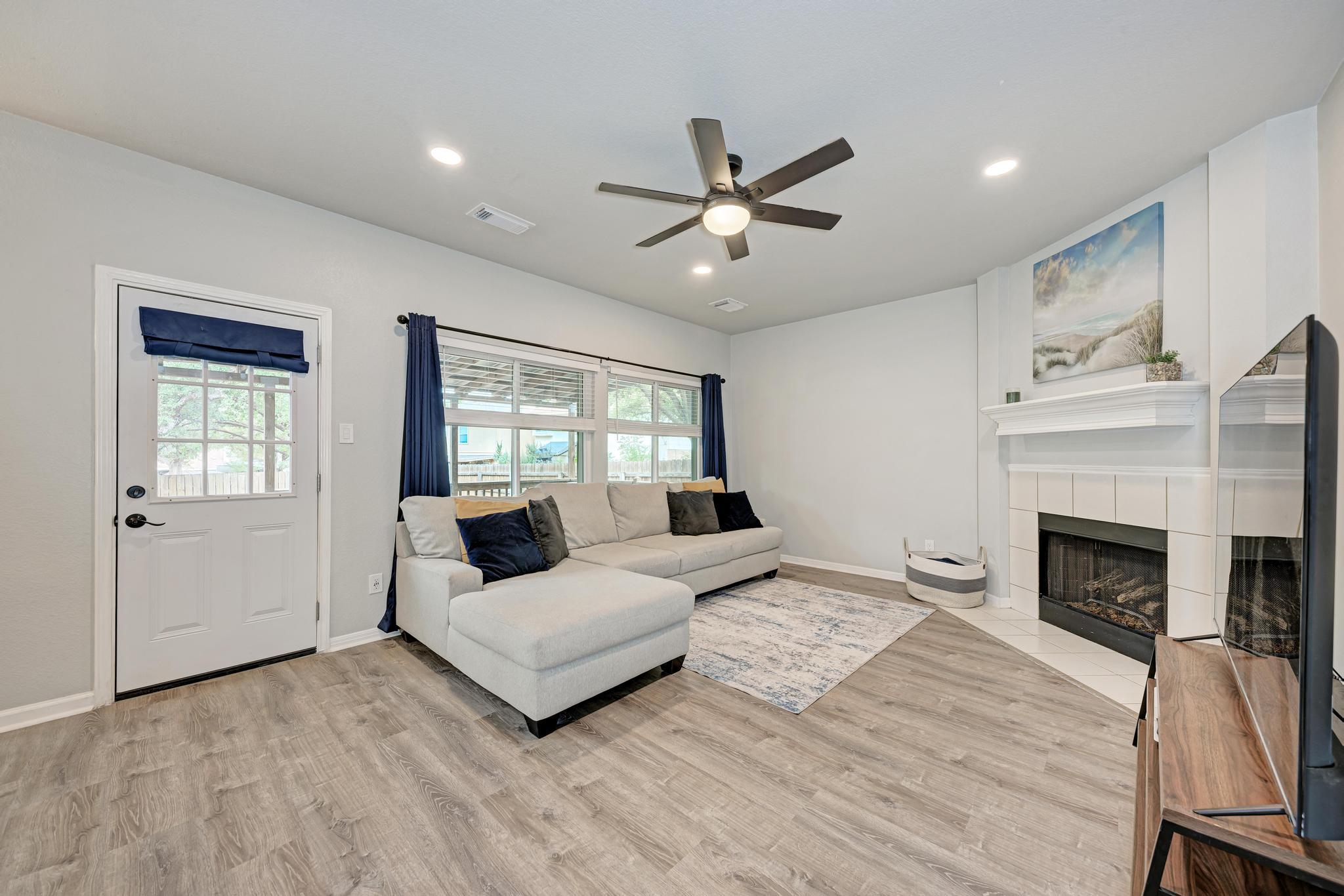 2508 Eastwood Ln, Round Rock, TX 78664