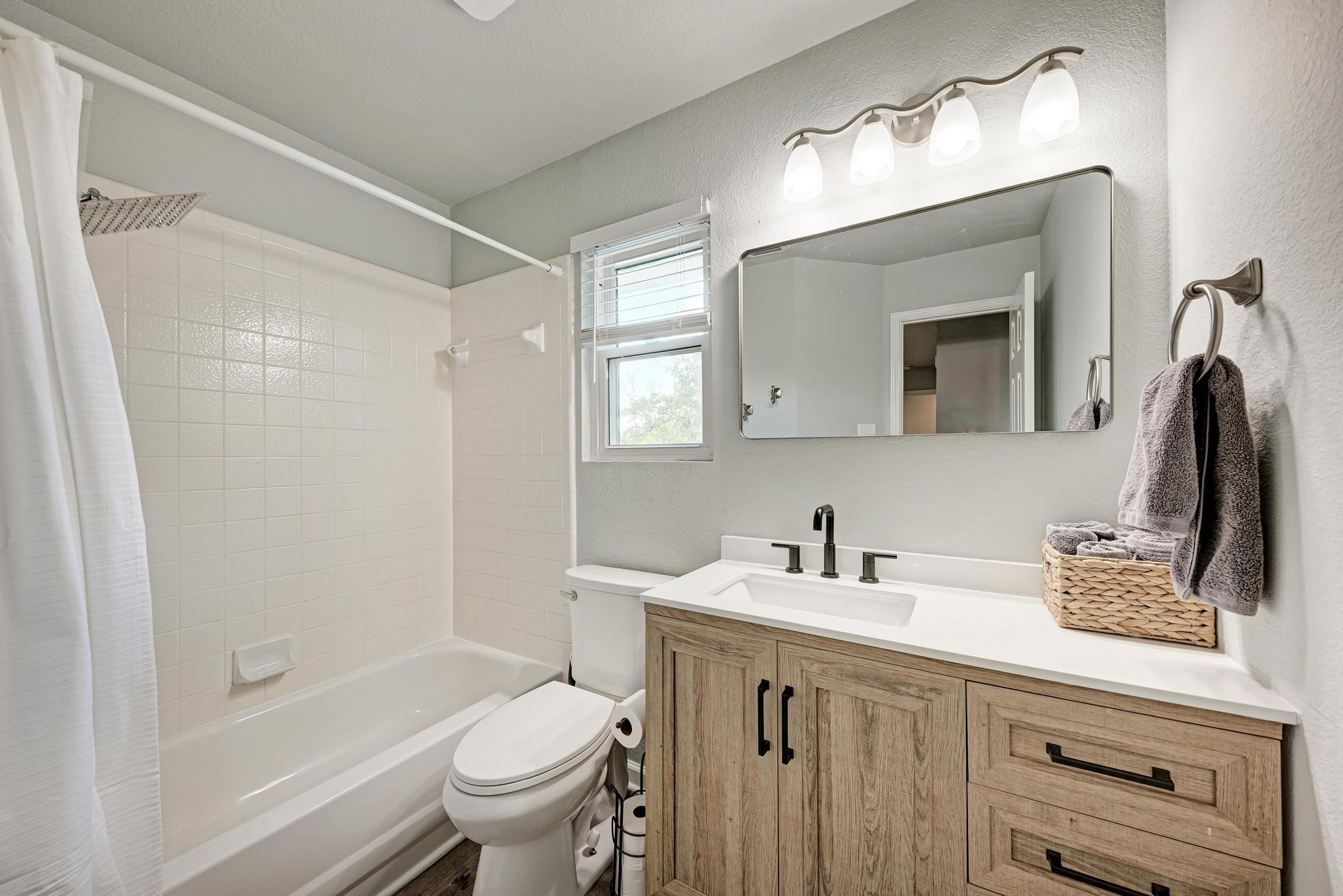 2508 Eastwood Ln, Round Rock, TX 78664