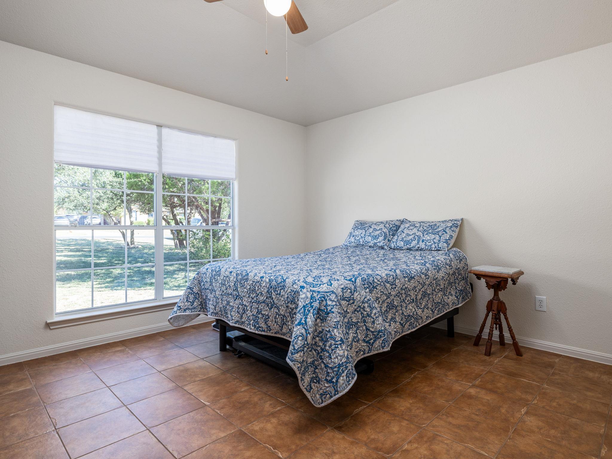 650 Speed Horse, Liberty Hill, TX 78642