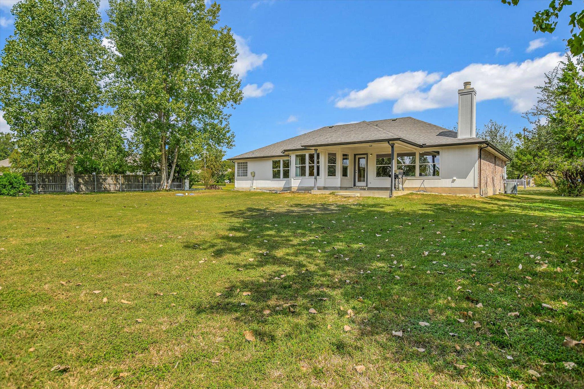 650 Speed Horse, Liberty Hill, TX 78642