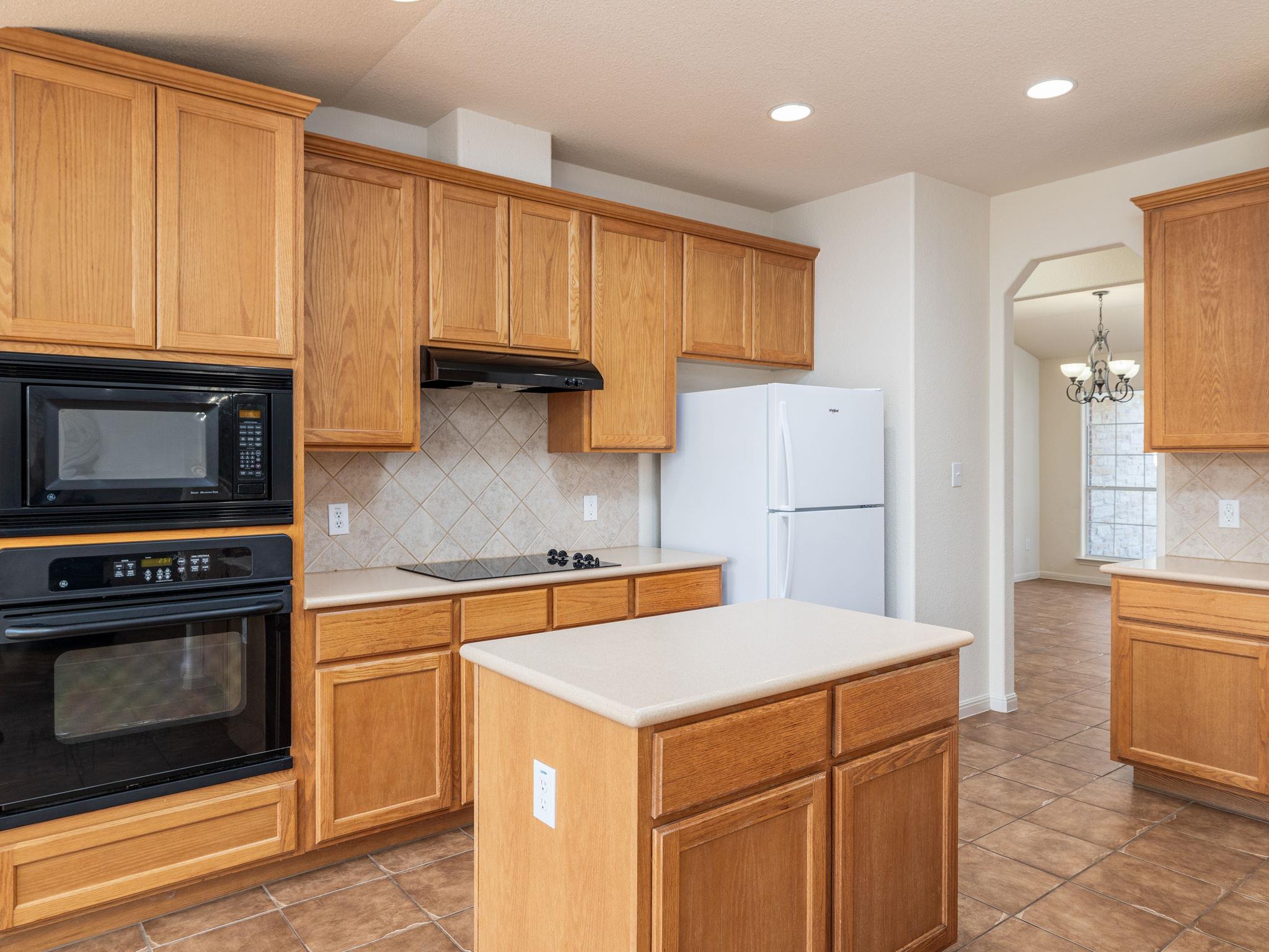 650 Speed Horse, Liberty Hill, TX 78642