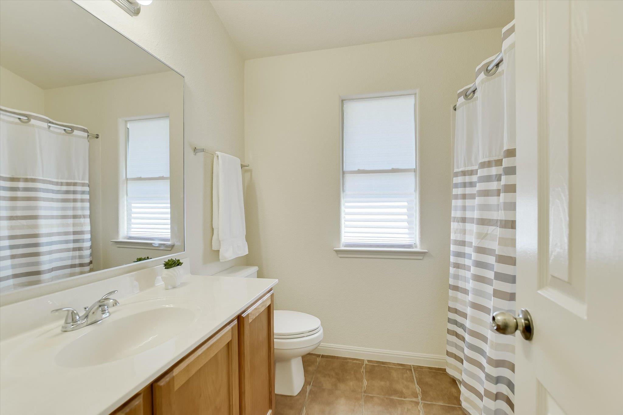 650 Speed Horse, Liberty Hill, TX 78642