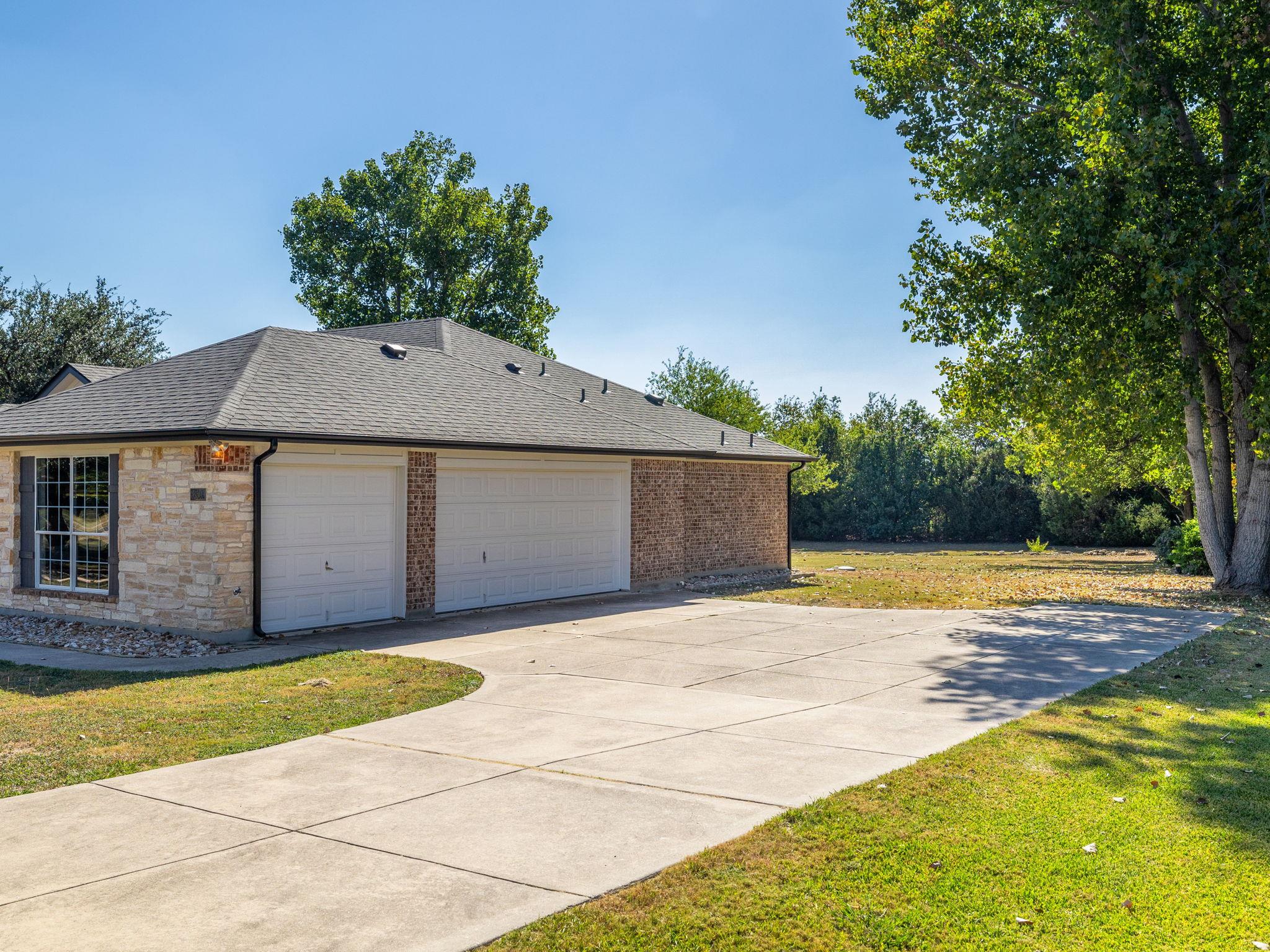 650 Speed Horse, Liberty Hill, TX 78642