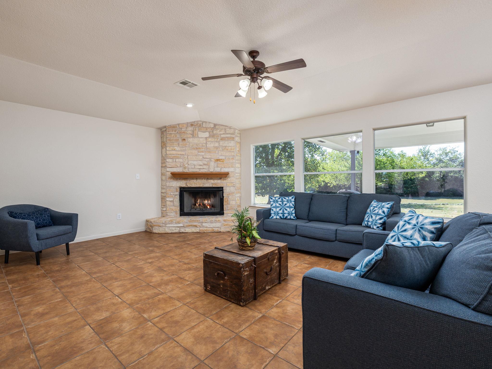 650 Speed Horse, Liberty Hill, TX 78642