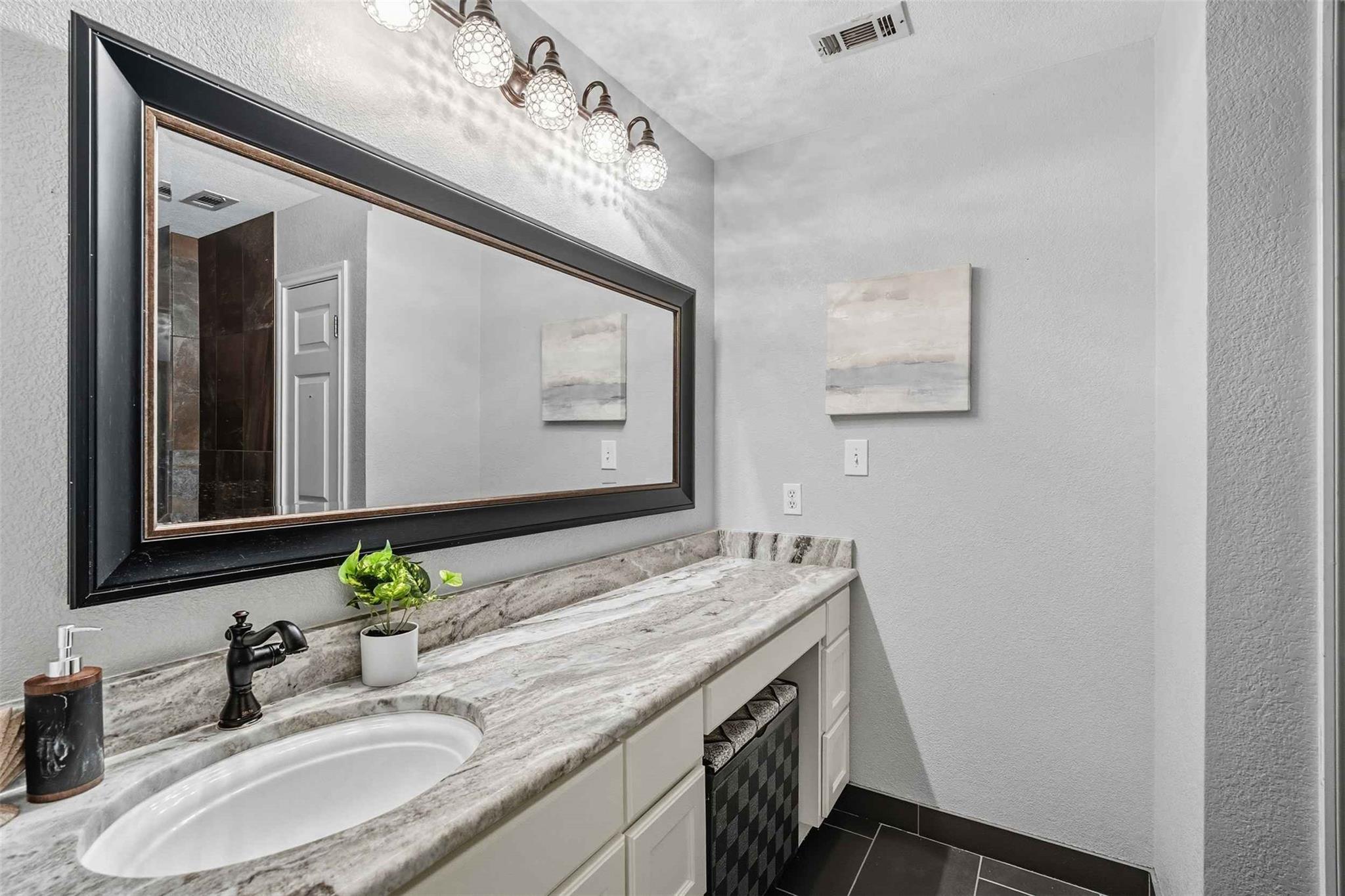 2021 Inverness Dr, Round Rock, TX 78681