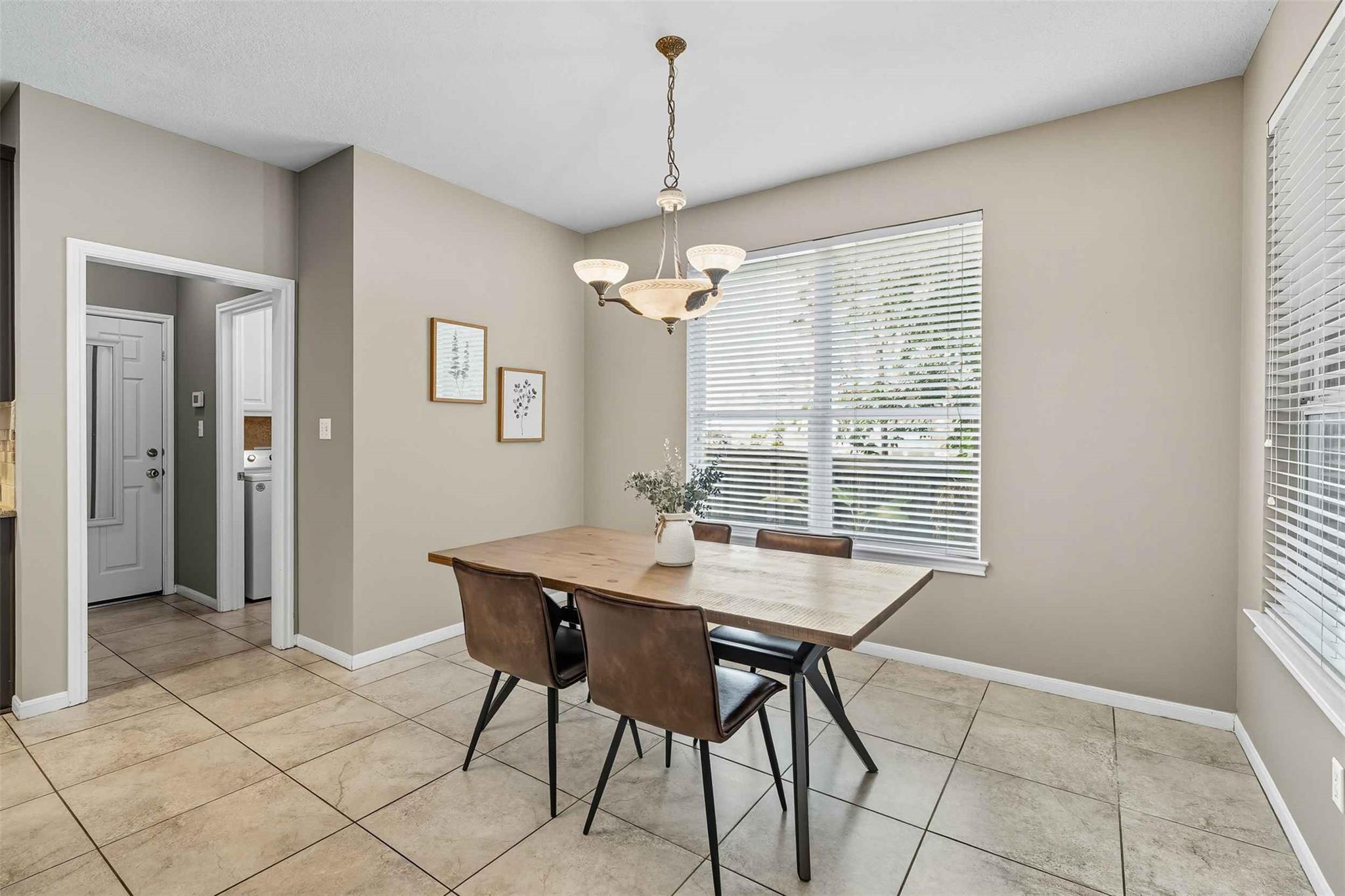 2021 Inverness Dr, Round Rock, TX 78681