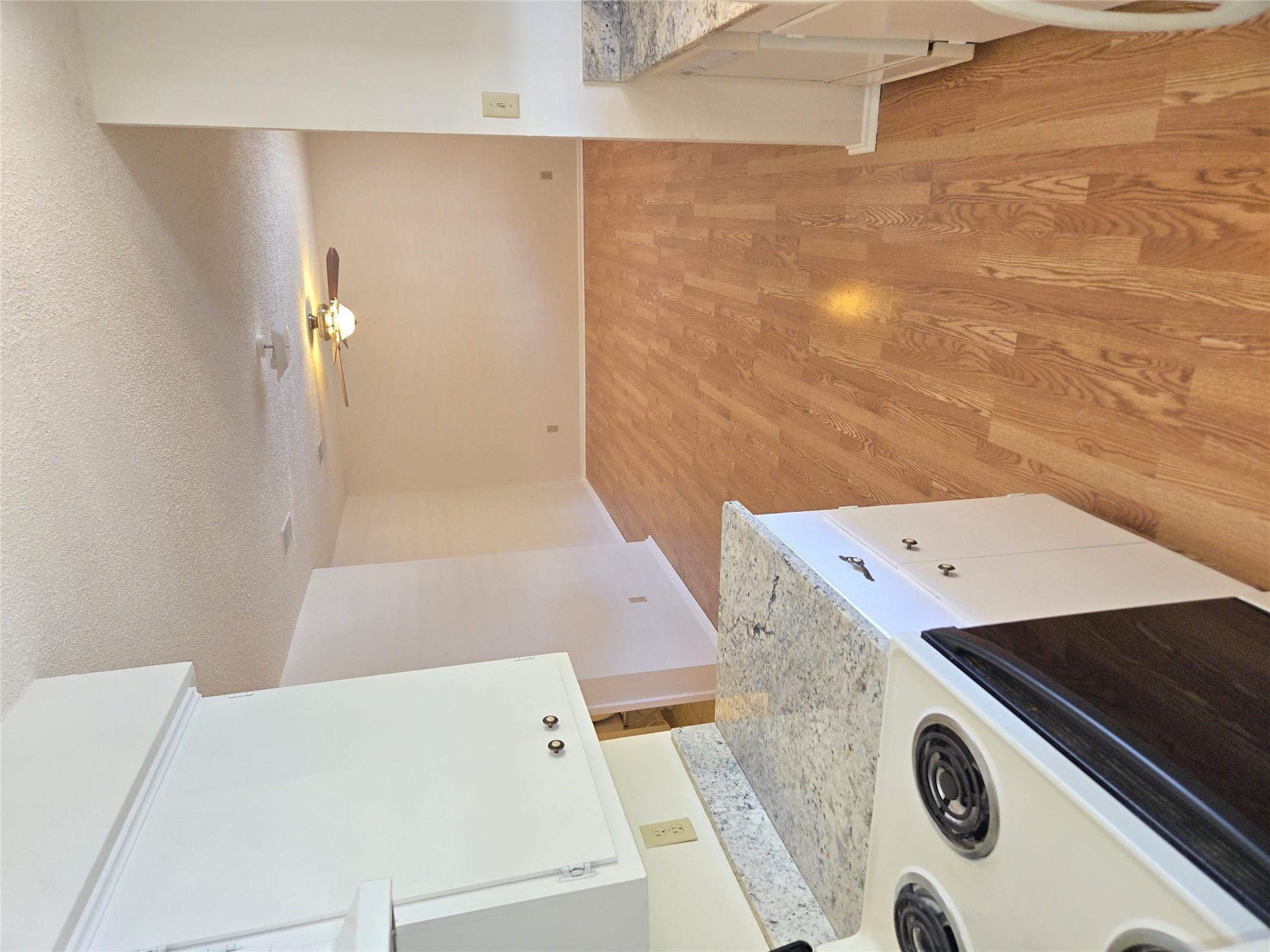 203 S Mitchell St St # 4, San Marcos, TX 78666