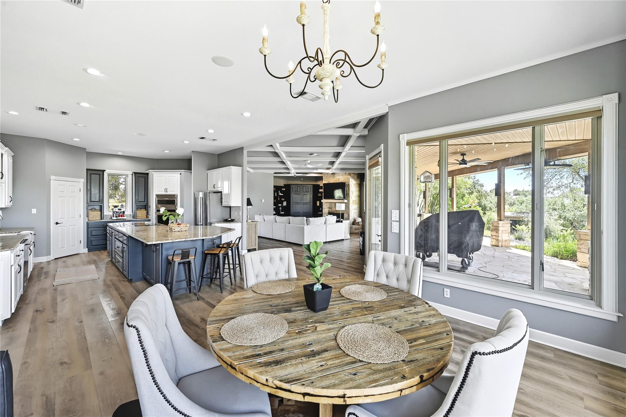 8075 Mount Sharp Rd, Wimberley, TX 78676