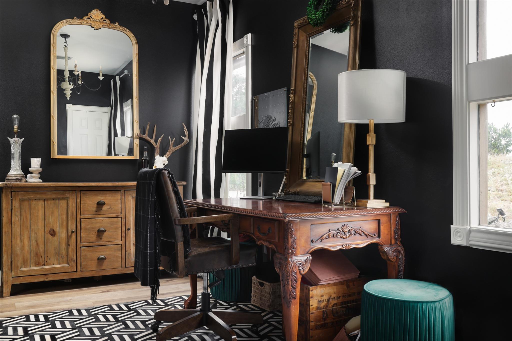 8075 Mount Sharp Rd, Wimberley, TX 78676