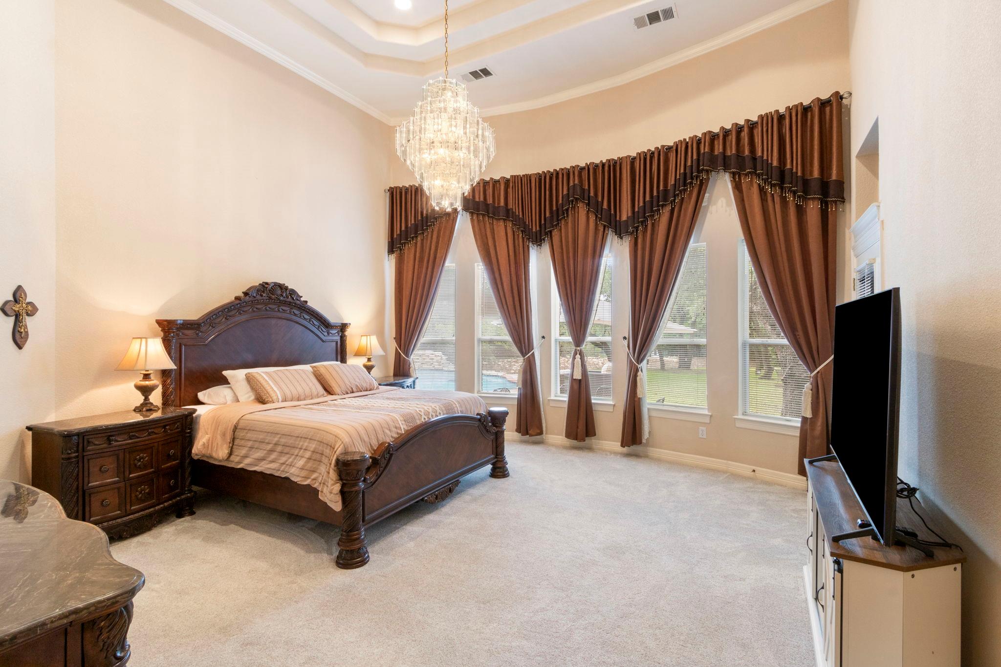 15 Sarazen Loop N, Georgetown, TX 78628