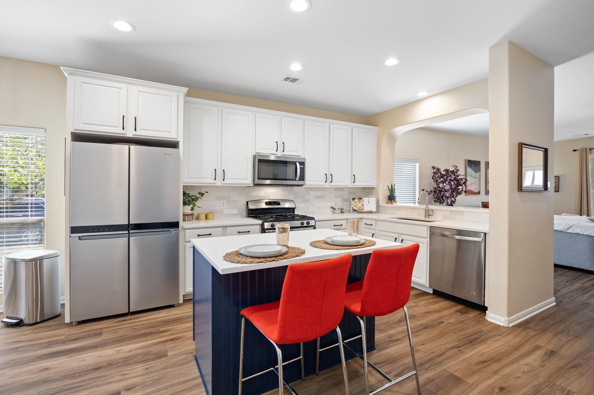 2200 Amur Dr, Austin, TX 78745