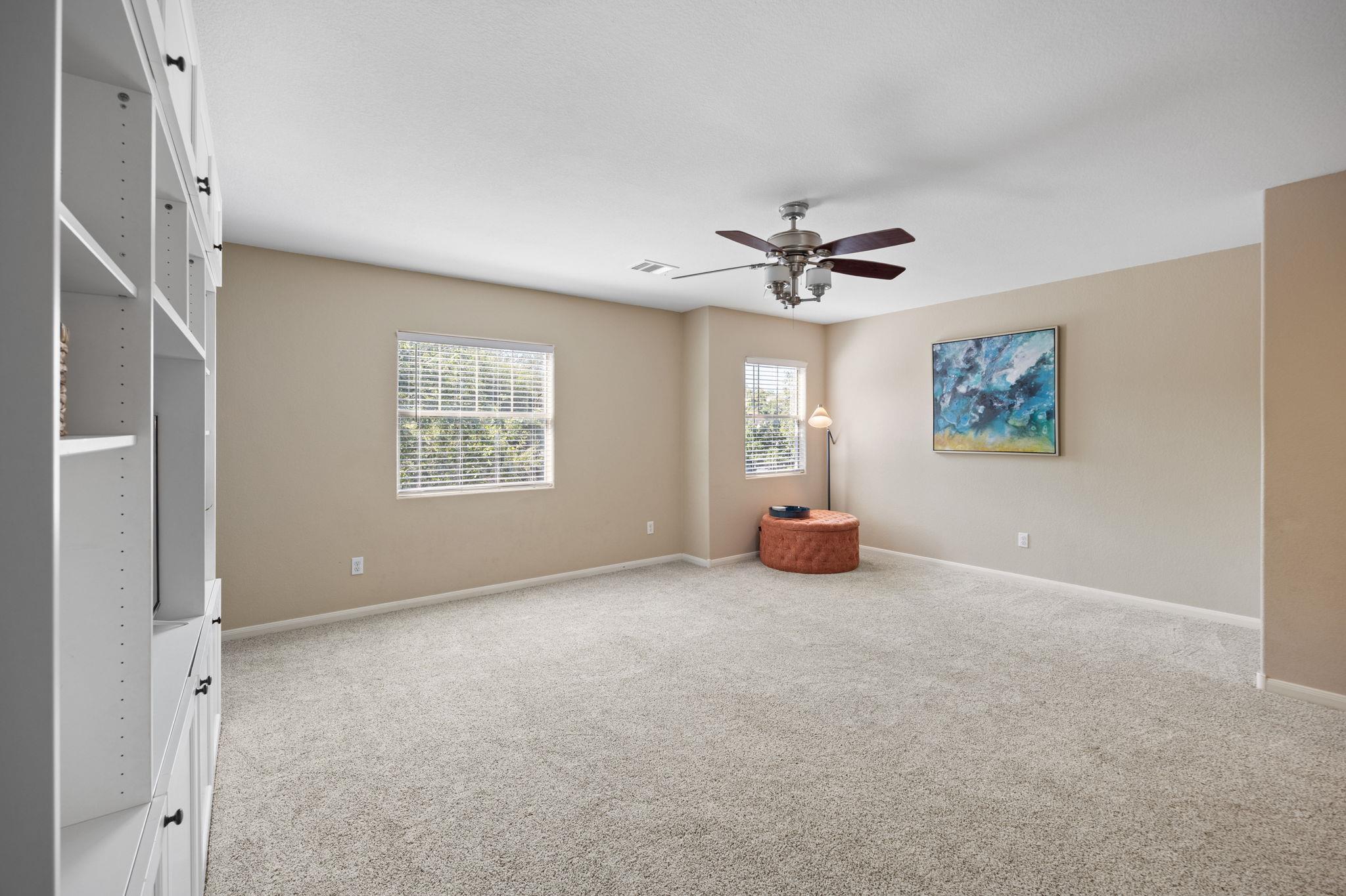 2200 Amur Dr, Austin, TX 78745