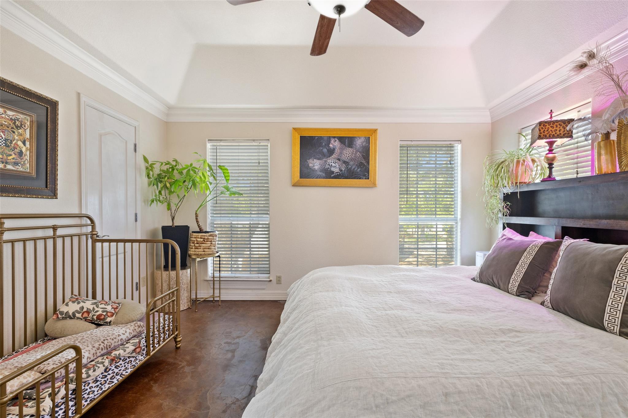 280 Stonegate Dr, Johnson City, TX 78636