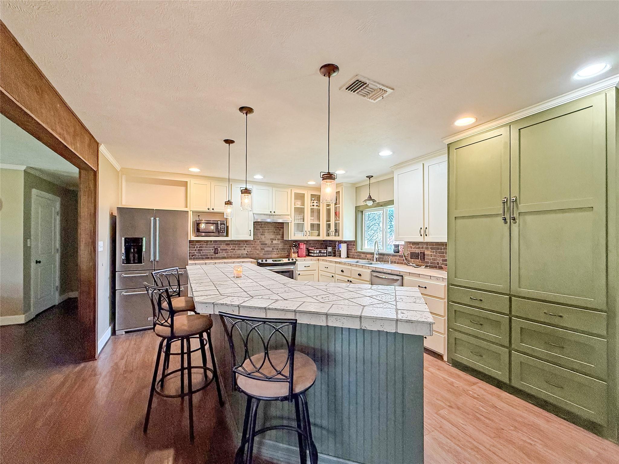 1401 Fm 112, Lexington, TX 78947