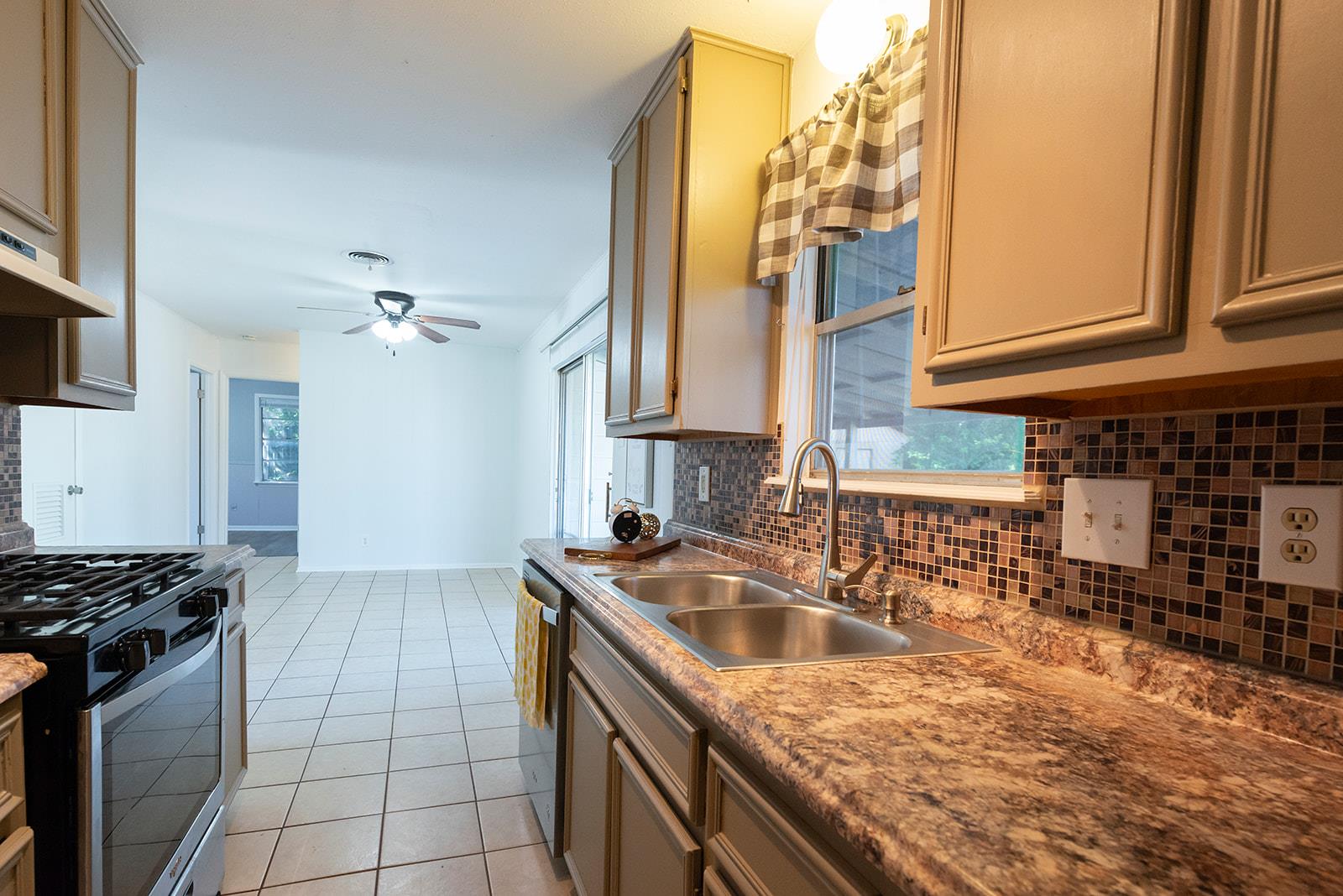 1201 Ridgemont Dr, Killeen, TX 76549