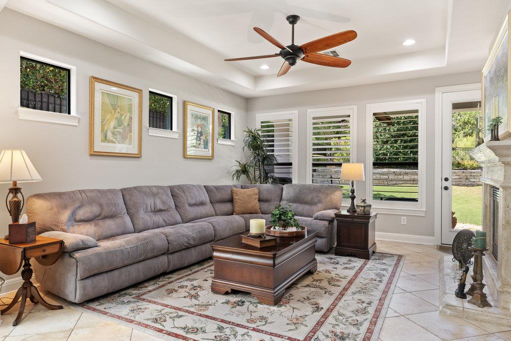 11712 Red Oak Valley Ln, Austin, TX 78732