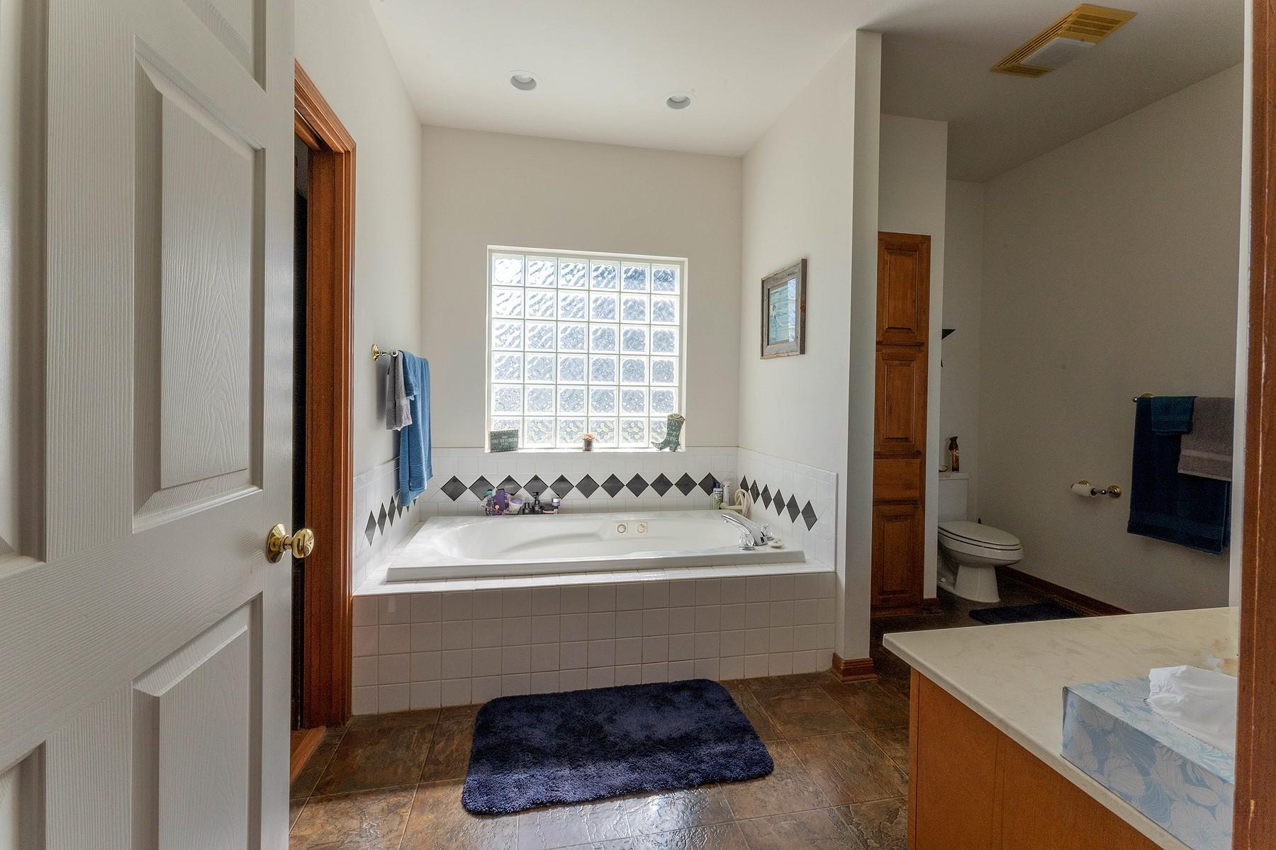 2542 Witter Rd, Lockhart, TX 78644