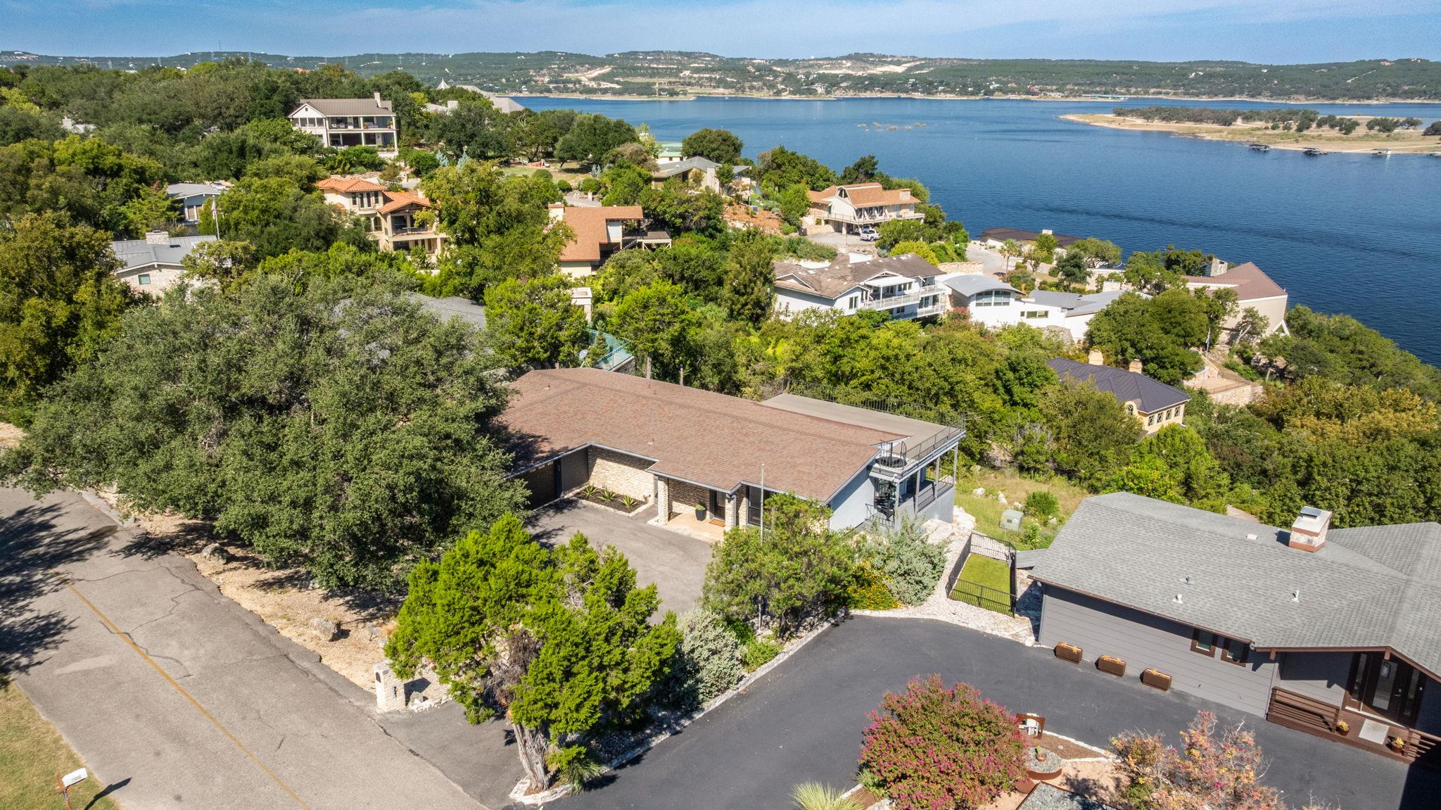 721 Mariner Dv, Lakeway, TX 78734