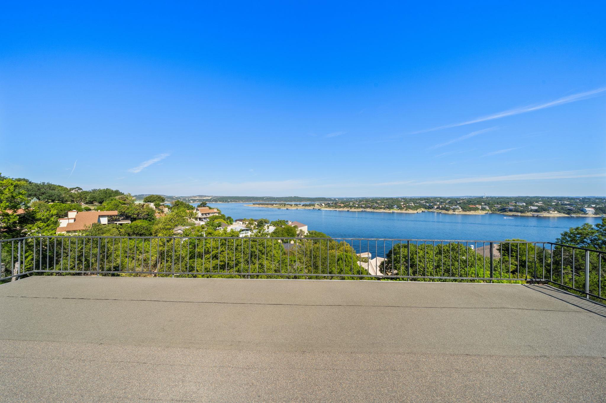 721 Mariner Dv, Lakeway, TX 78734