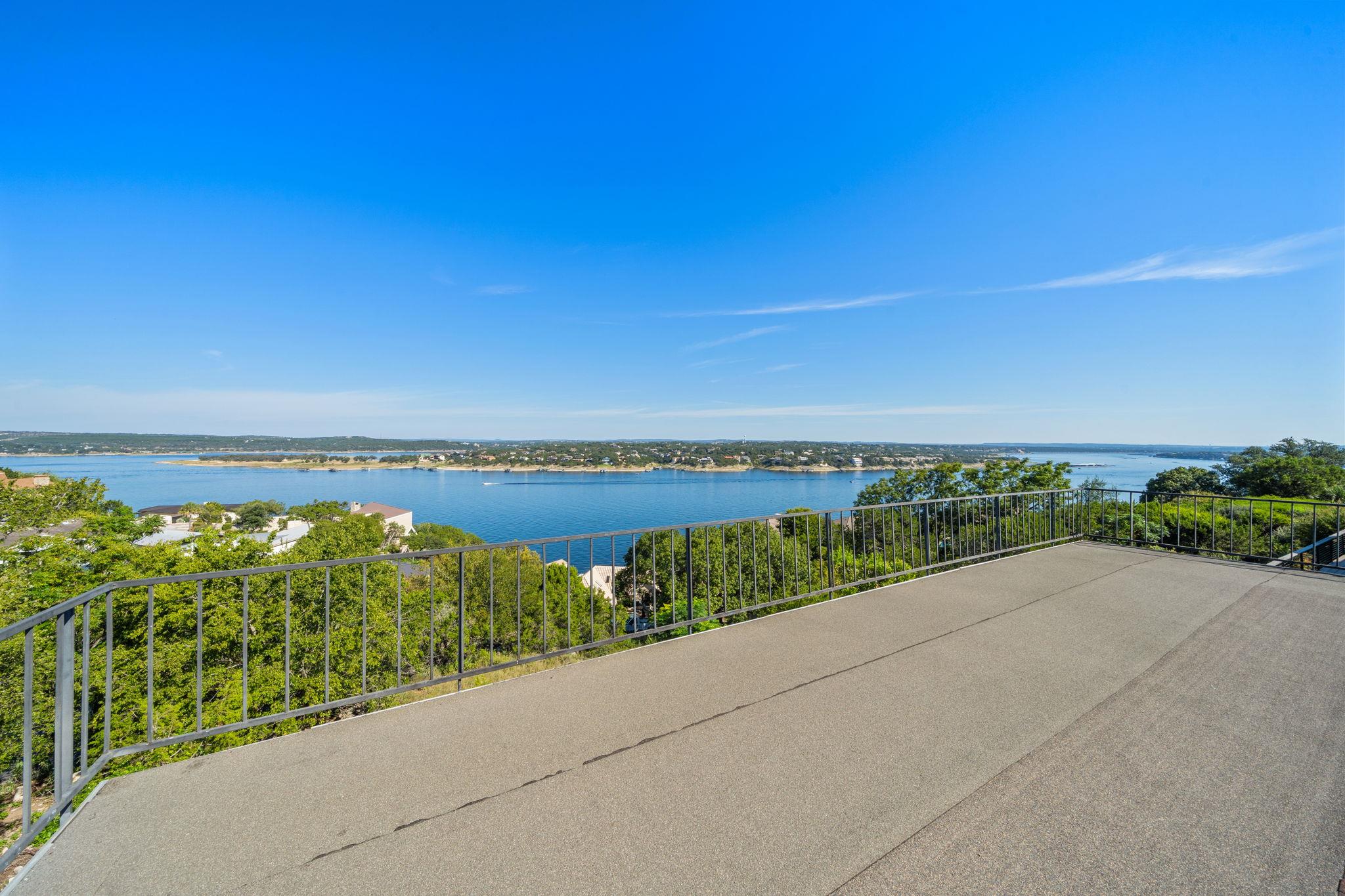 721 Mariner Dv, Lakeway, TX 78734